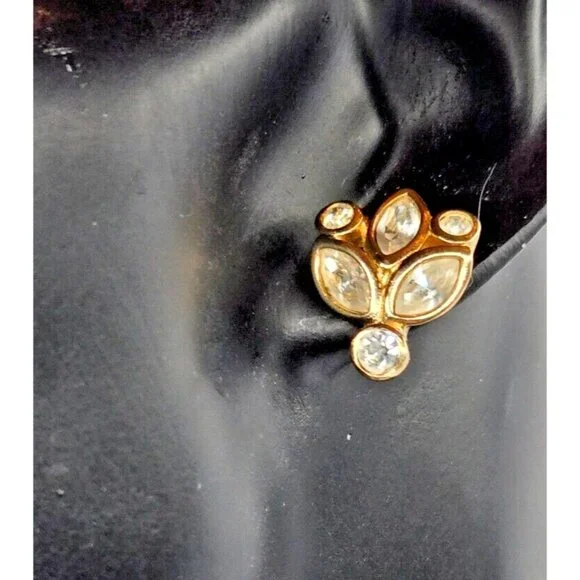 Christian Dior Signed Crystal Rhinestone Gold Plated stud Earrings Rare design - Picture 2 of 7